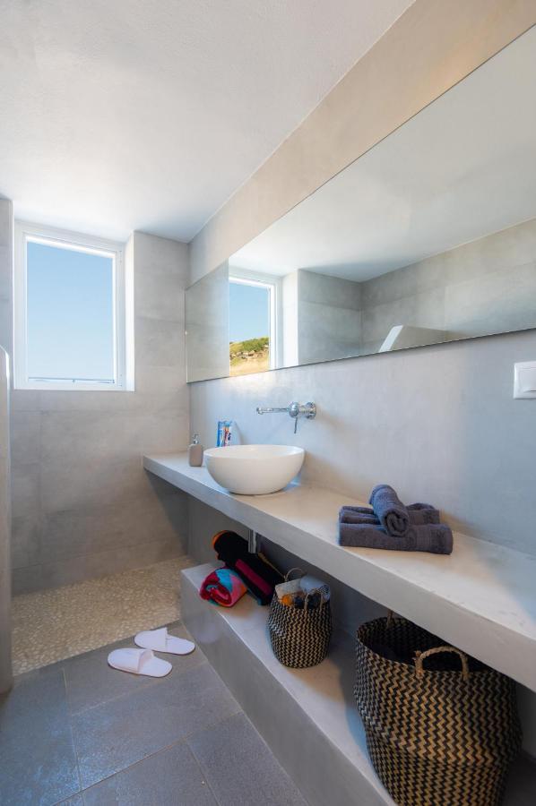 Tholos Guest House Cherronisos  エクステリア 写真