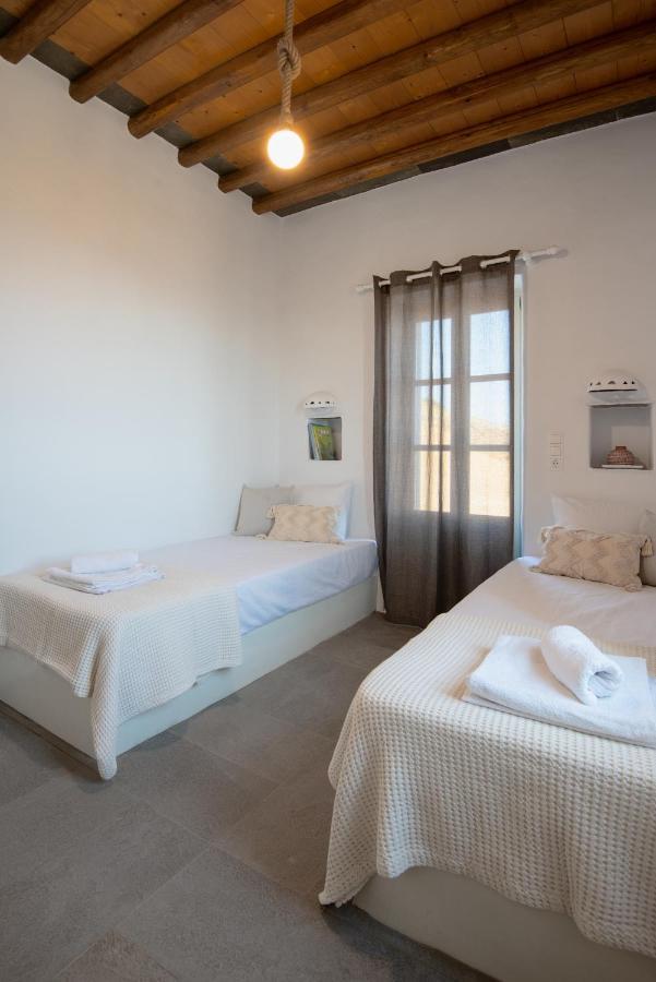 Tholos Guest House Cherronisos  エクステリア 写真