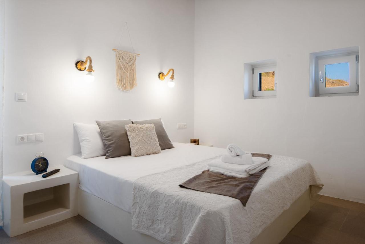Tholos Guest House Cherronisos  エクステリア 写真
